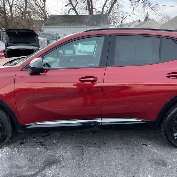 used 2023 Buick Envision car, priced at $32,667