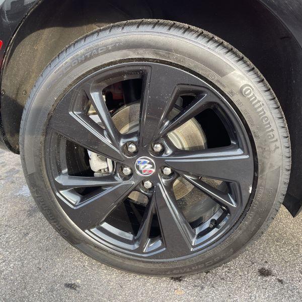 used 2023 Buick Envision car, priced at $32,667