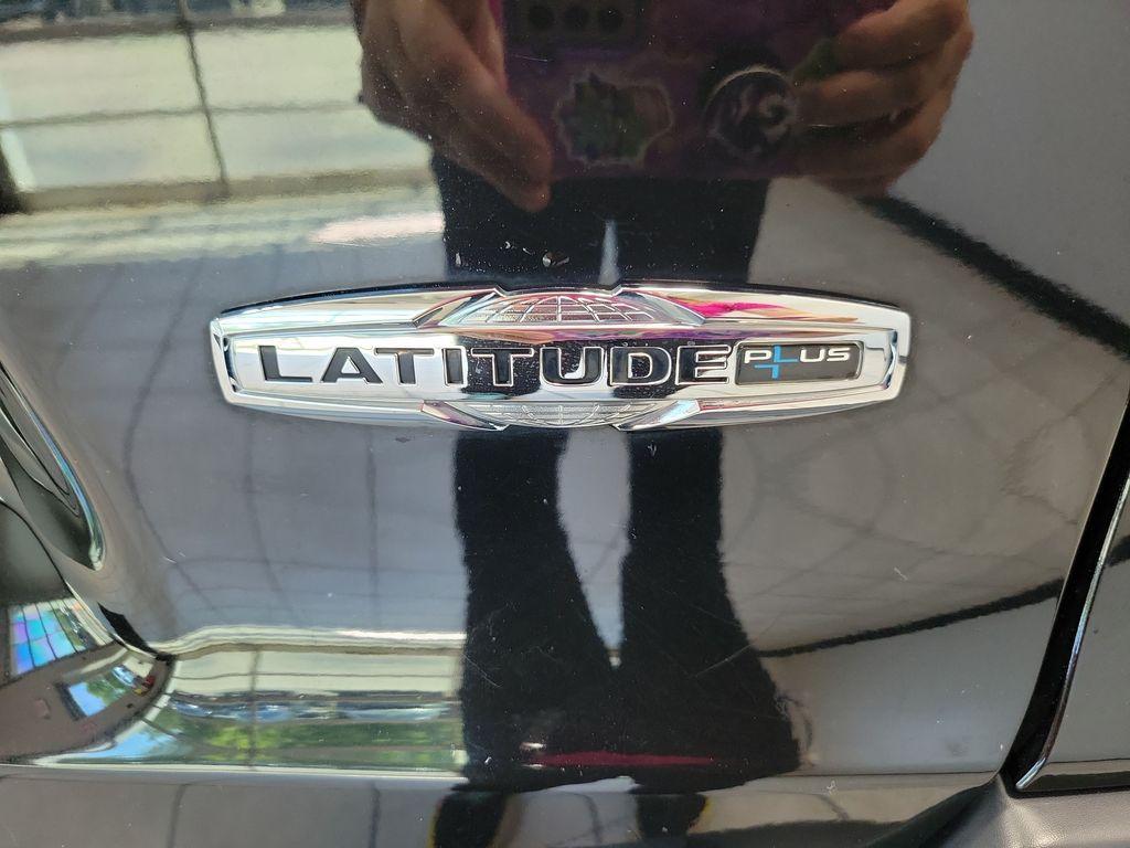 used 2020 Jeep Cherokee car, priced at $17,500