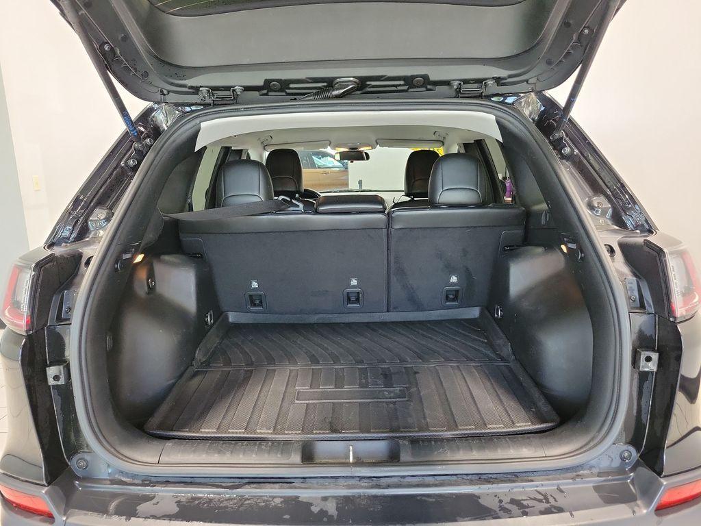 used 2020 Jeep Cherokee car, priced at $17,500