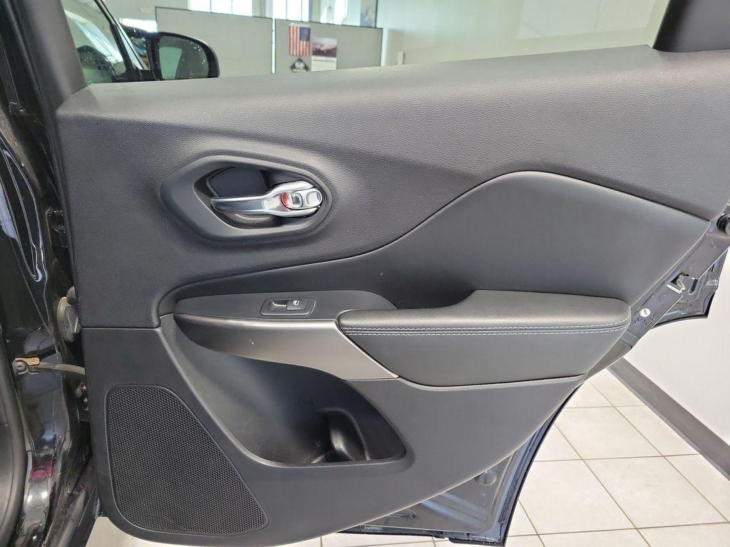 used 2020 Jeep Cherokee car, priced at $17,500