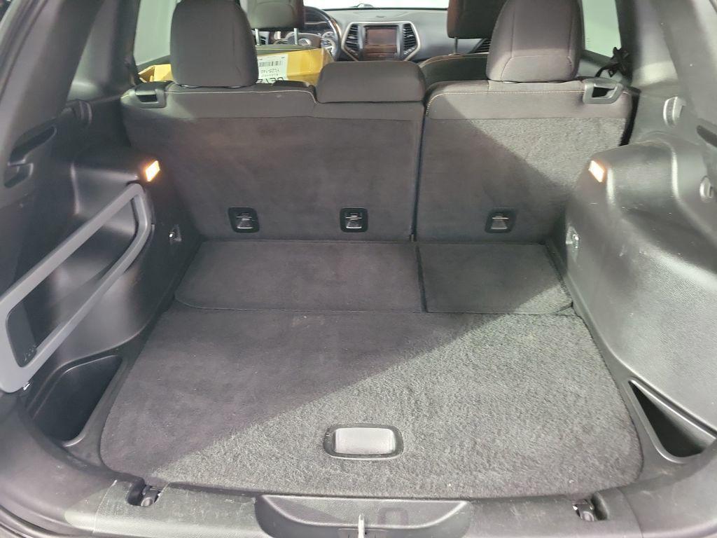 used 2016 Jeep Cherokee car, priced at $9,877