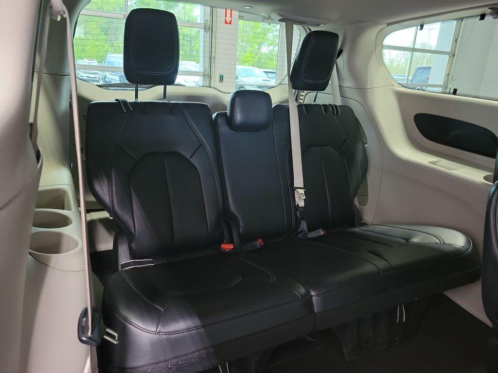 used 2022 Chrysler Pacifica car, priced at $24,637