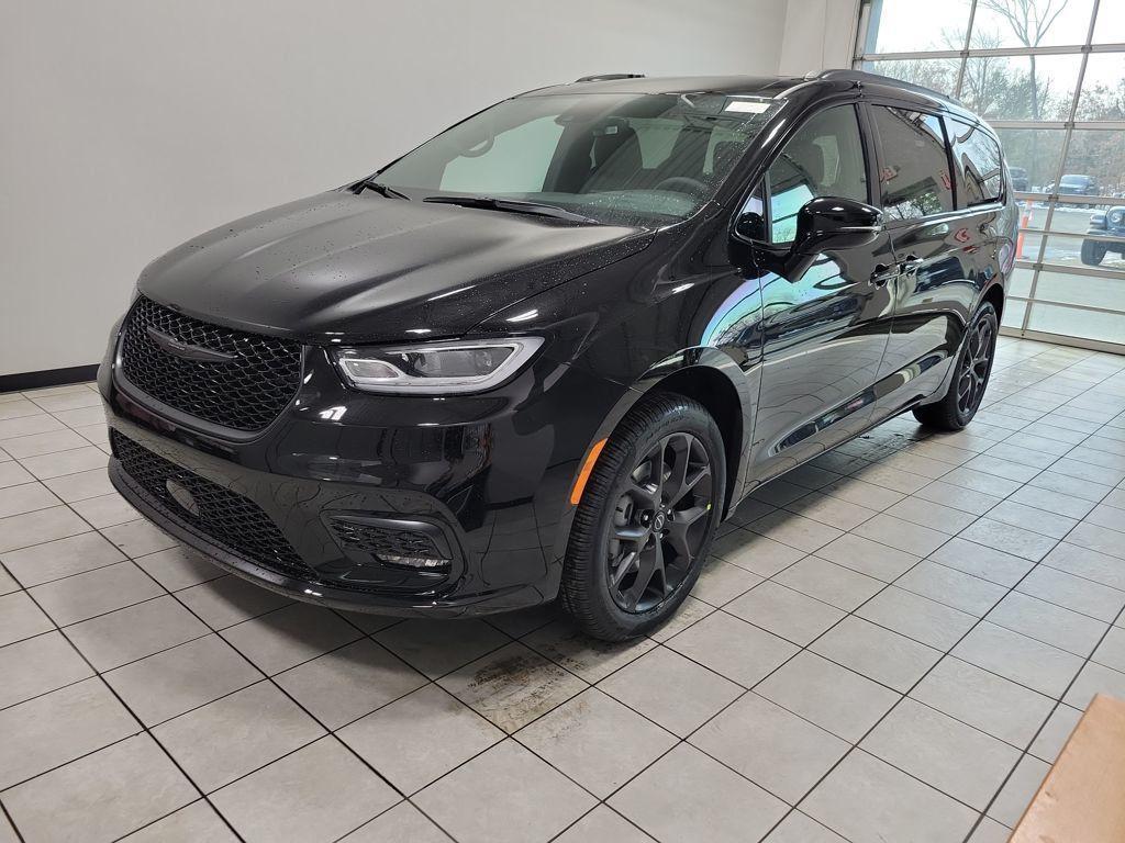 new 2026 Chrysler Pacifica car, priced at $47,305