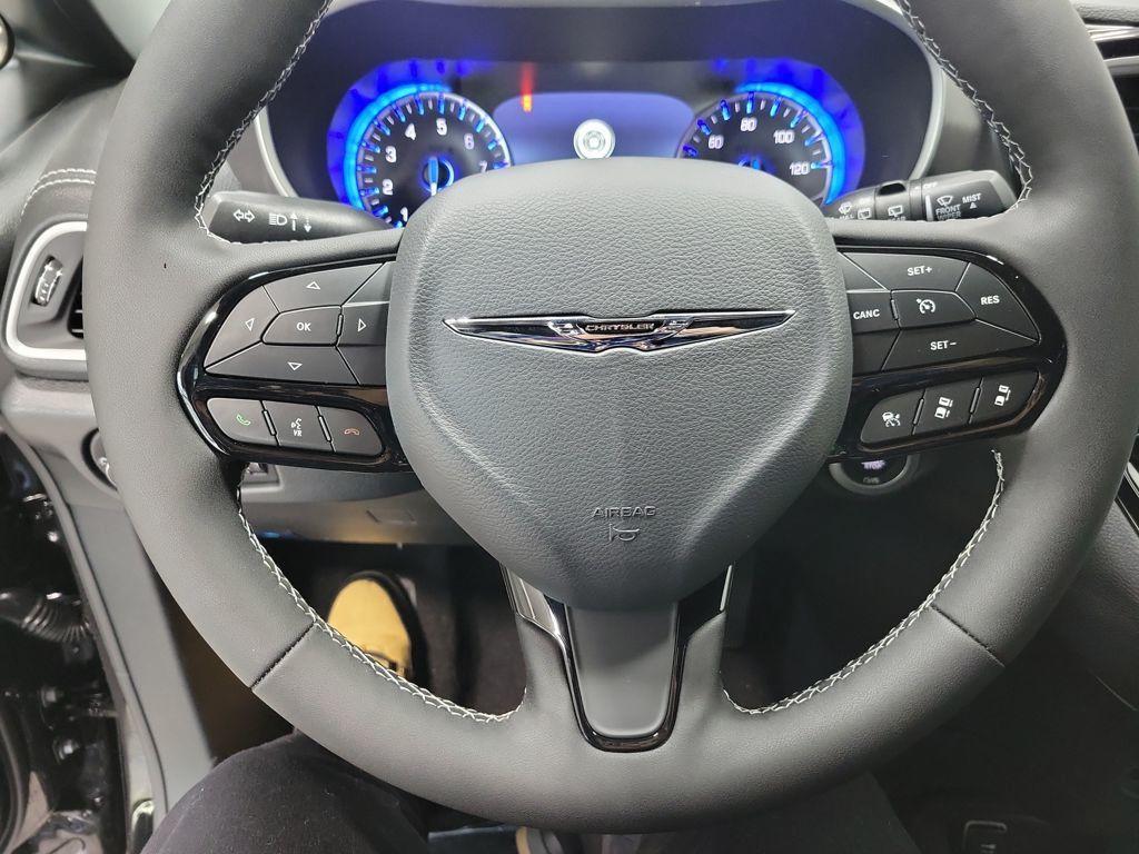 new 2026 Chrysler Pacifica car, priced at $47,305