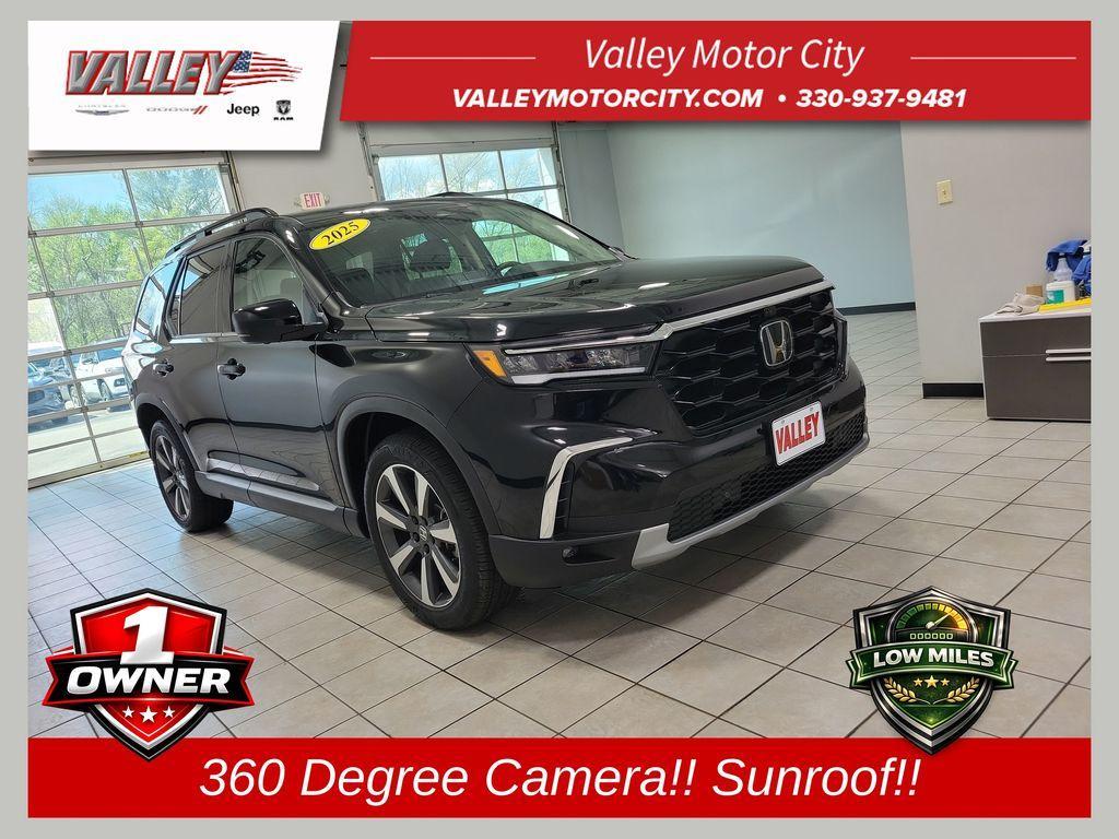 used 2025 Honda Pilot car, priced at $49,405