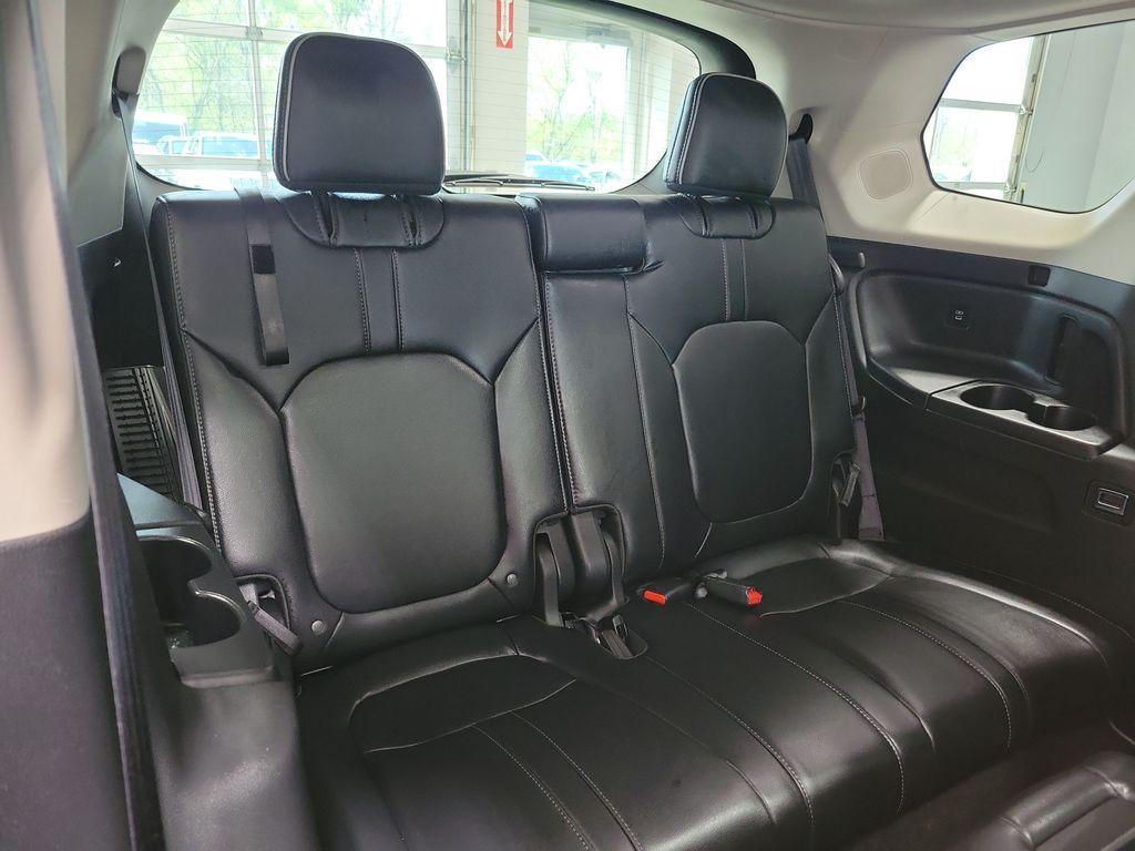 used 2025 Honda Pilot car, priced at $49,405