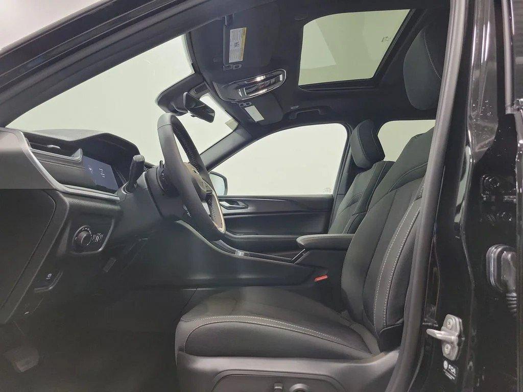 new 2026 Jeep Grand Cherokee L car, priced at $39,107