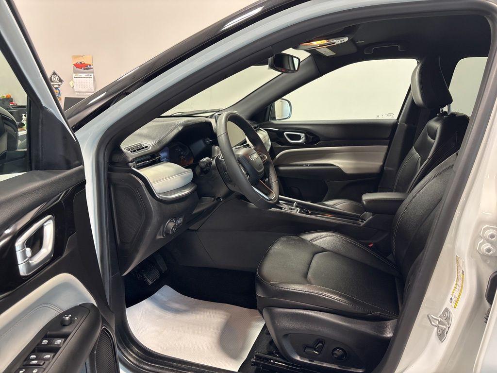 used 2025 Jeep Compass car, priced at $26,999