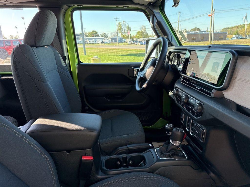 new 2026 Jeep Wrangler car, priced at $36,472
