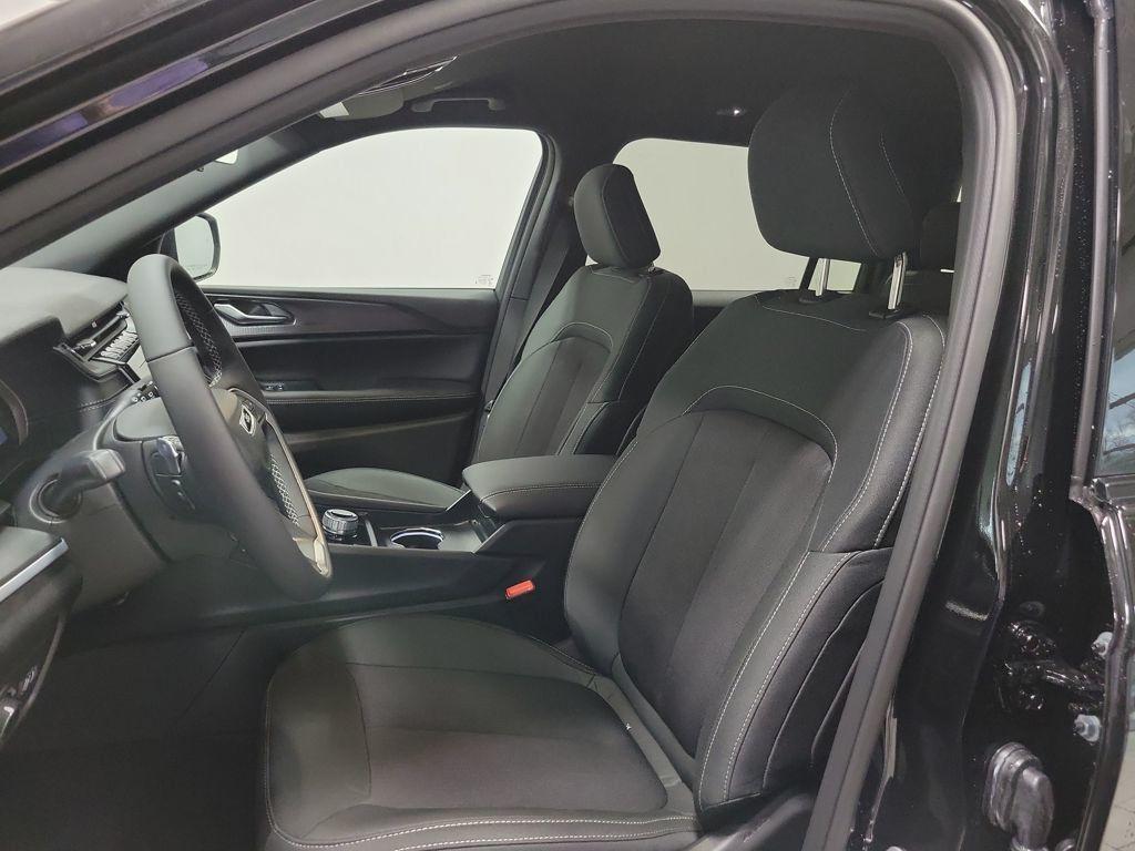 new 2025 Jeep Grand Cherokee L car, priced at $44,092