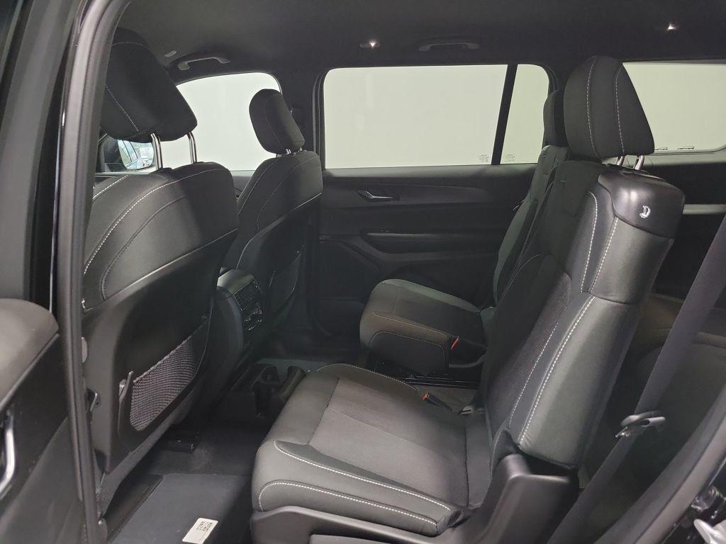 new 2025 Jeep Grand Cherokee L car, priced at $44,092