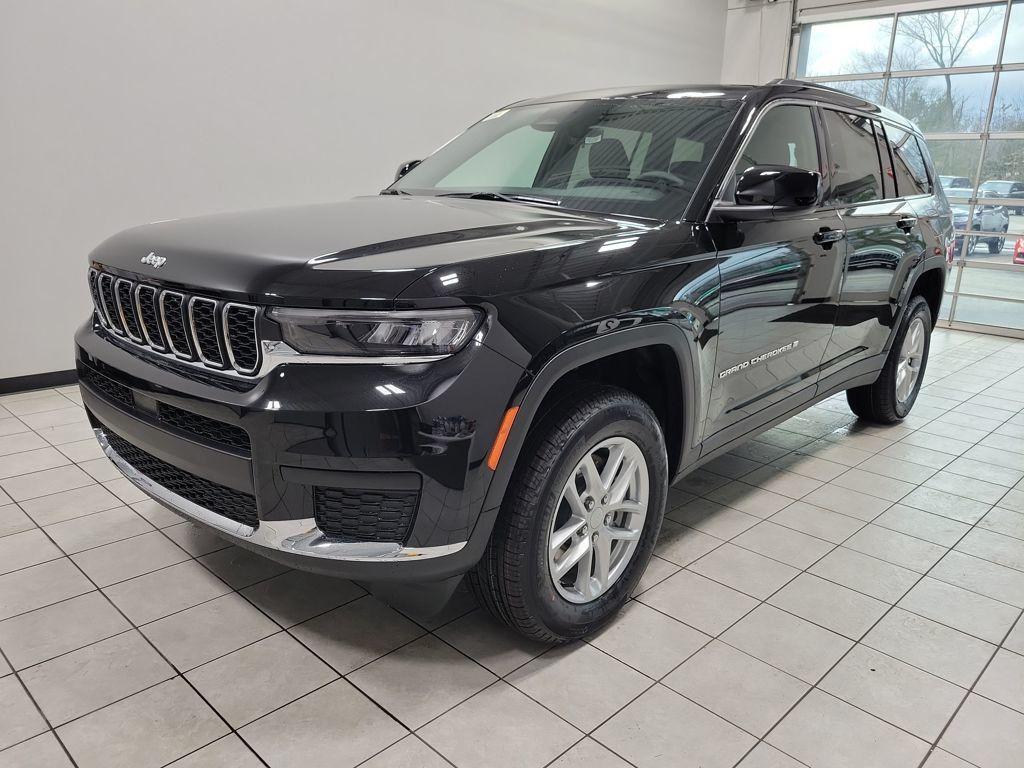 new 2025 Jeep Grand Cherokee L car, priced at $44,092