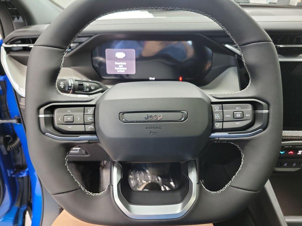 new 2026 Jeep Cherokee car, priced at $39,415