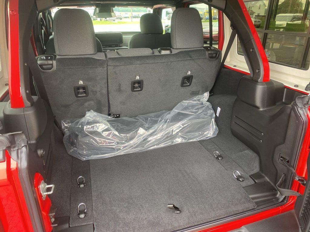 new 2025 Jeep Wrangler car, priced at $42,556