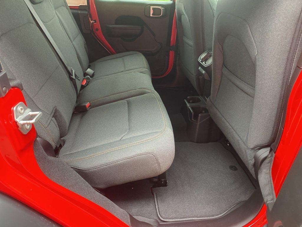 new 2025 Jeep Wrangler car, priced at $42,556