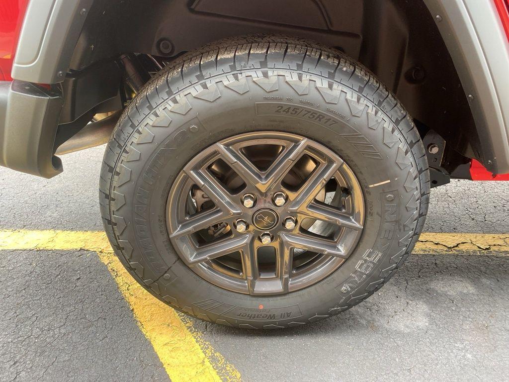 new 2025 Jeep Wrangler car, priced at $42,556