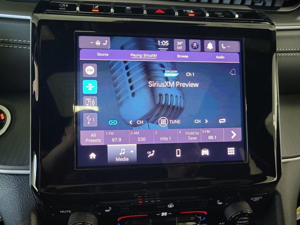 new 2026 Jeep Grand Cherokee car, priced at $40,414