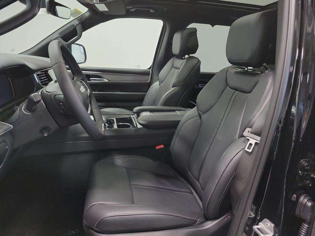 new 2026 Jeep Grand Wagoneer car, priced at $79,991