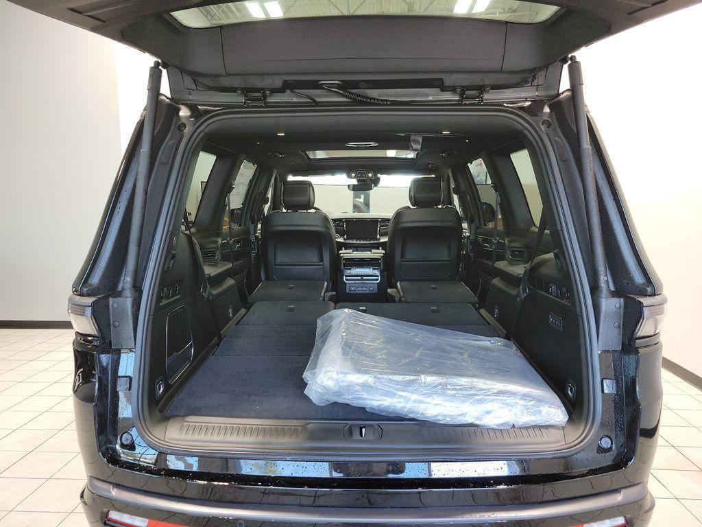 new 2026 Jeep Grand Wagoneer car, priced at $79,991