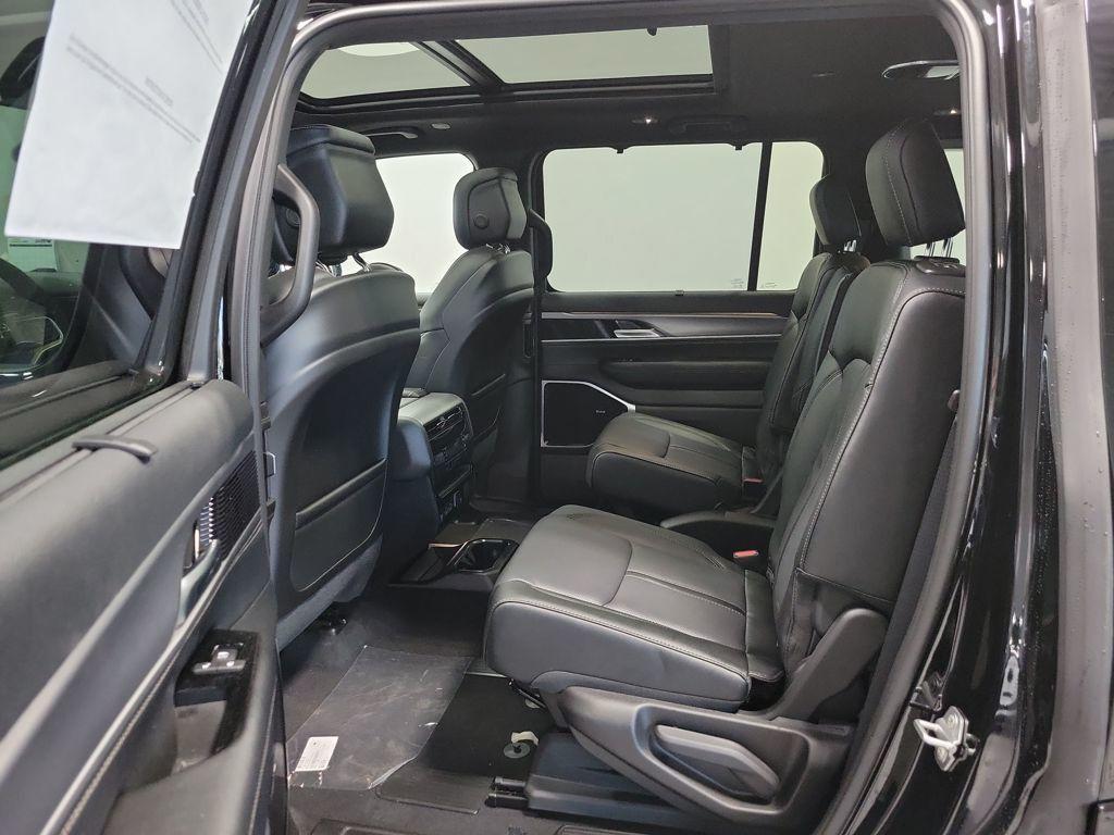 new 2026 Jeep Grand Wagoneer car, priced at $79,991