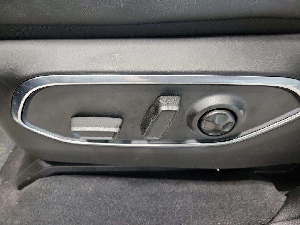 new 2026 Jeep Grand Wagoneer car, priced at $79,991