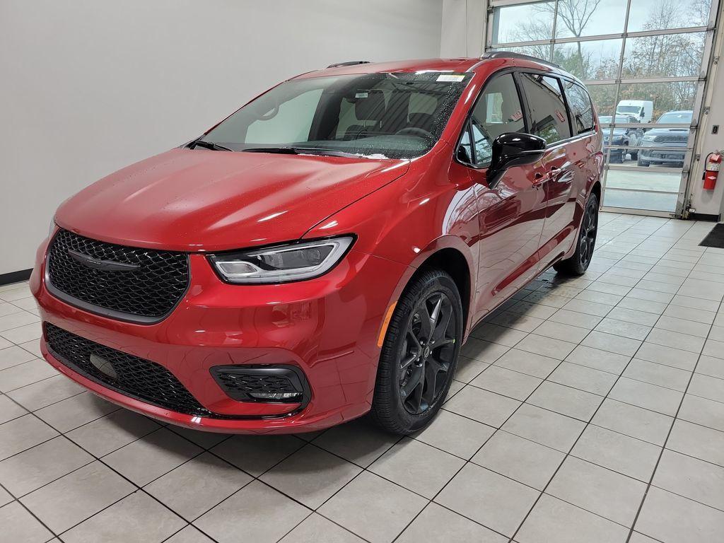 new 2026 Chrysler Pacifica car, priced at $47,800