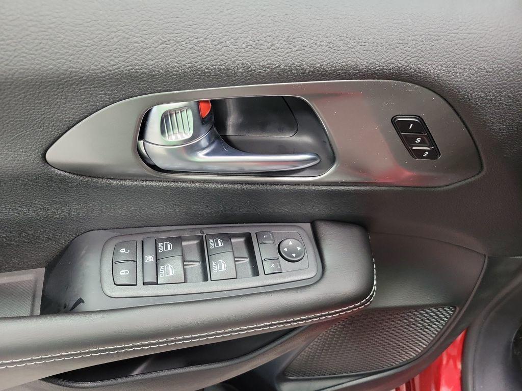 new 2026 Chrysler Pacifica car, priced at $47,800