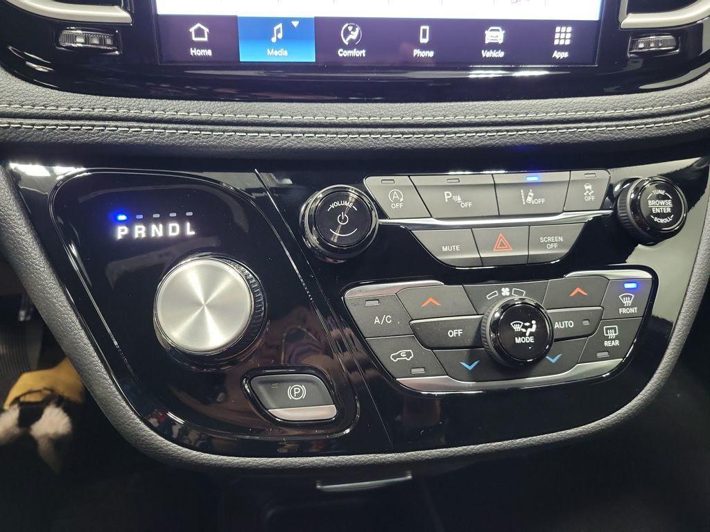 new 2026 Chrysler Pacifica car, priced at $47,305