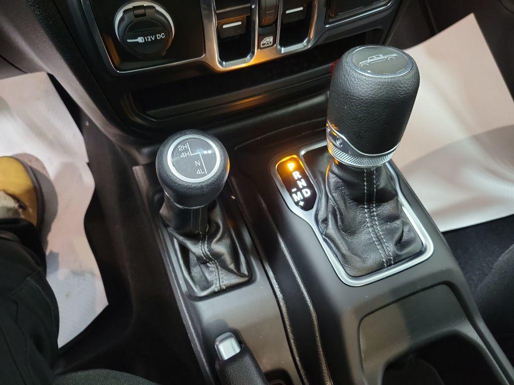 new 2025 Jeep Gladiator car, priced at $44,100