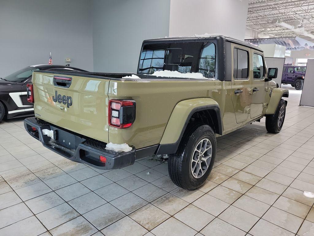 new 2025 Jeep Gladiator car, priced at $44,100