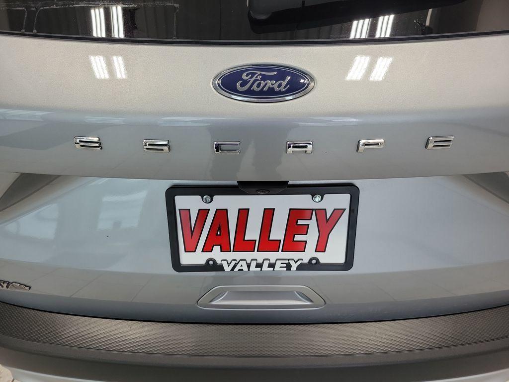 used 2022 Ford Escape car, priced at $20,899