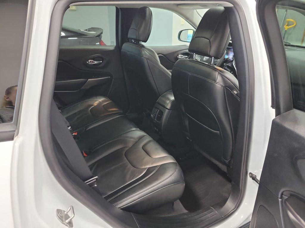 used 2022 Jeep Cherokee car, priced at $19,877