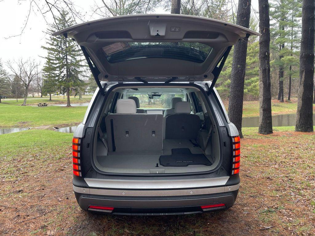 new 2026 Hyundai Palisade Hybrid car, priced at $46,799