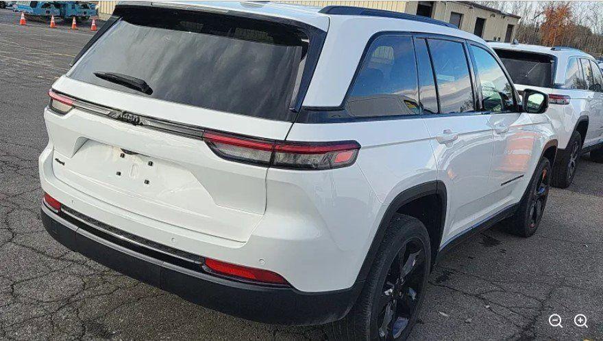 used 2023 Jeep Grand Cherokee car, priced at $27,760
