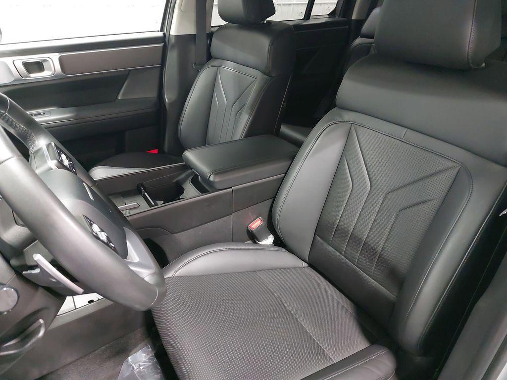 used 2025 Hyundai Santa Fe car, priced at $30,171