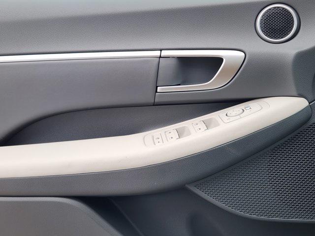 new 2026 Hyundai Sonata Hybrid car