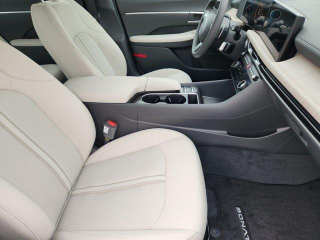 new 2026 Hyundai Sonata Hybrid car