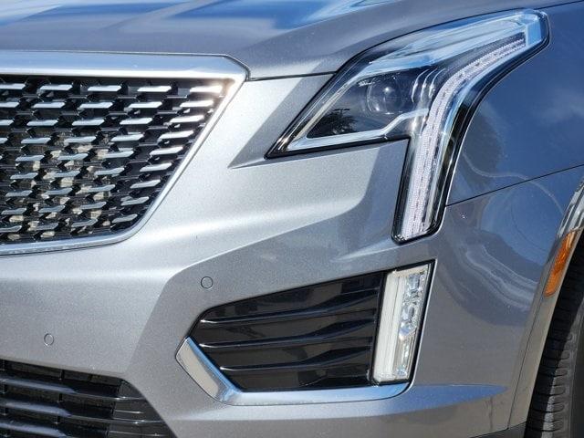 used 2020 Cadillac XT5 car, priced at $25,455