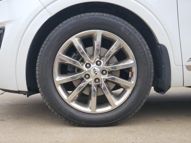 used 2018 Kia Sorento car, priced at $18,250