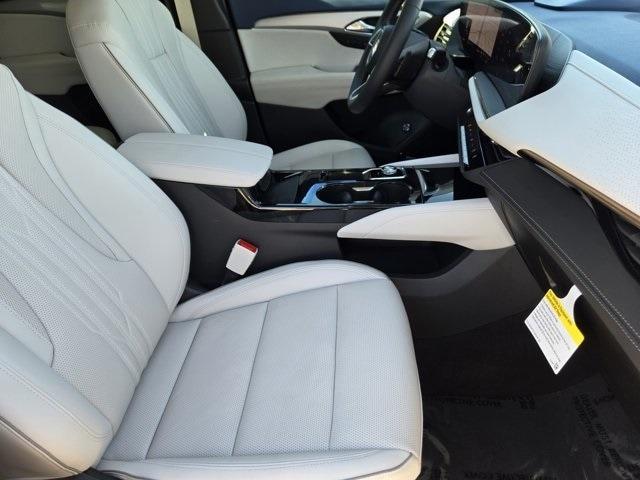 used 2025 Buick Envision car, priced at $38,780