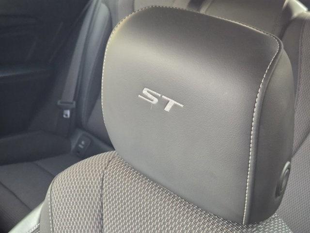 used 2022 Buick Envision car, priced at $22,864