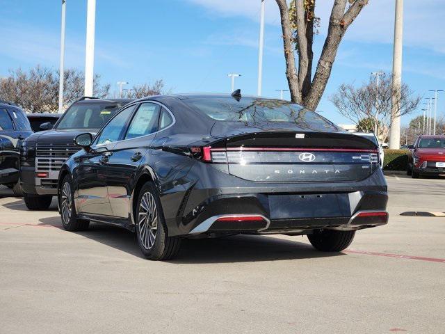 new 2026 Hyundai Sonata Hybrid car