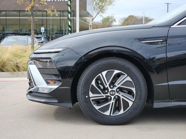 new 2026 Hyundai Sonata Hybrid car