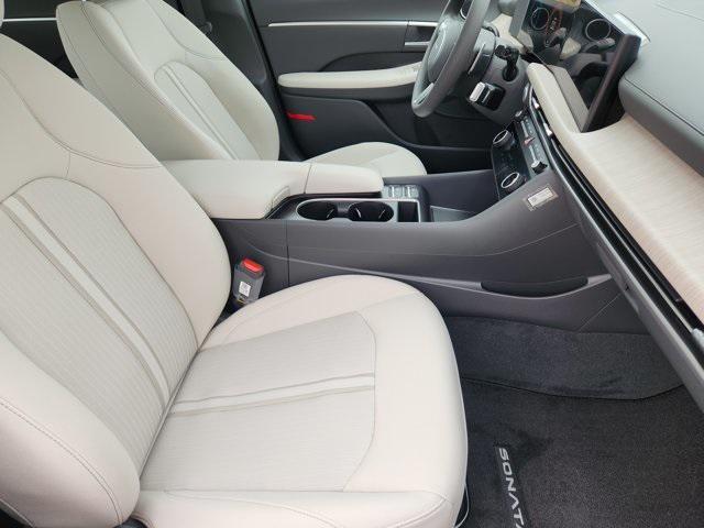 new 2026 Hyundai Sonata Hybrid car