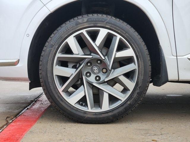 used 2021 Hyundai Santa Fe car, priced at $23,404