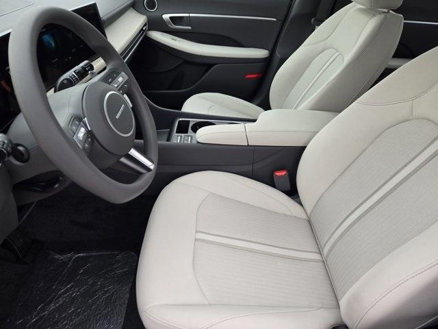 new 2026 Hyundai Sonata Hybrid car, priced at $31,000