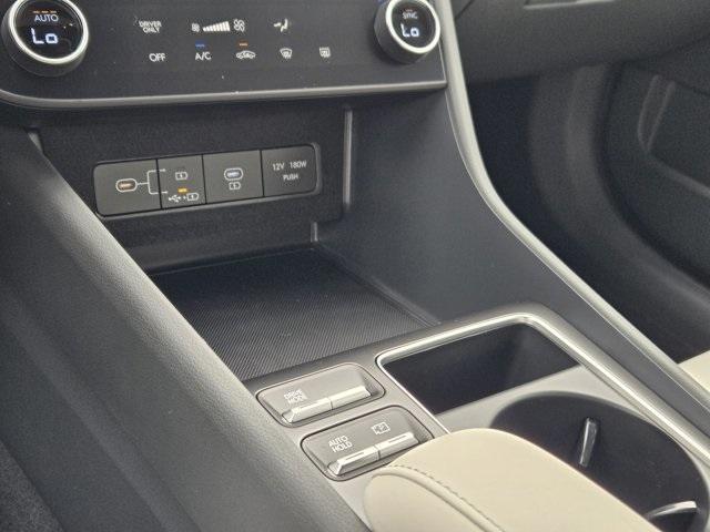 new 2026 Hyundai Sonata Hybrid car, priced at $31,000