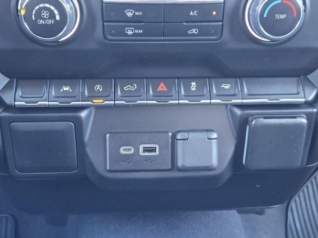 used 2022 Chevrolet Silverado 1500 car, priced at $30,991