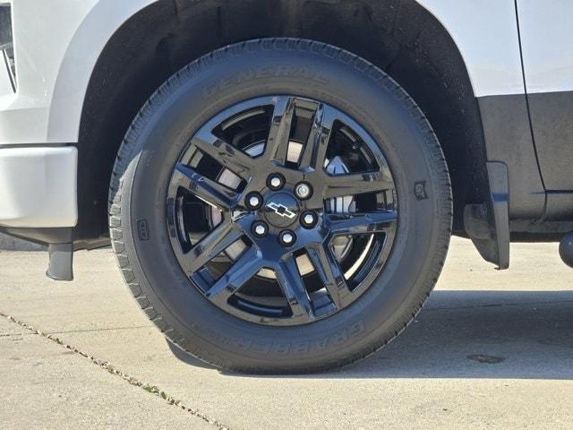 used 2022 Chevrolet Silverado 1500 car, priced at $30,991